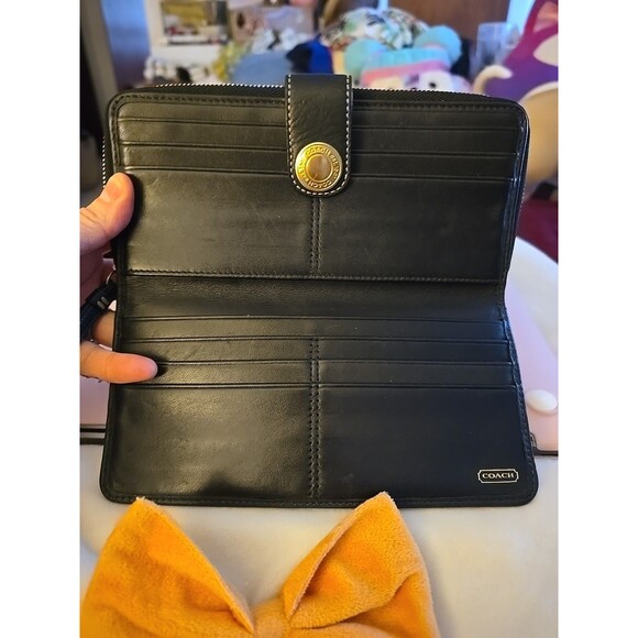 Coach Signature Round Zipper Zip Around Stripe Jacquard Wallet Black - Picture 6 of 12